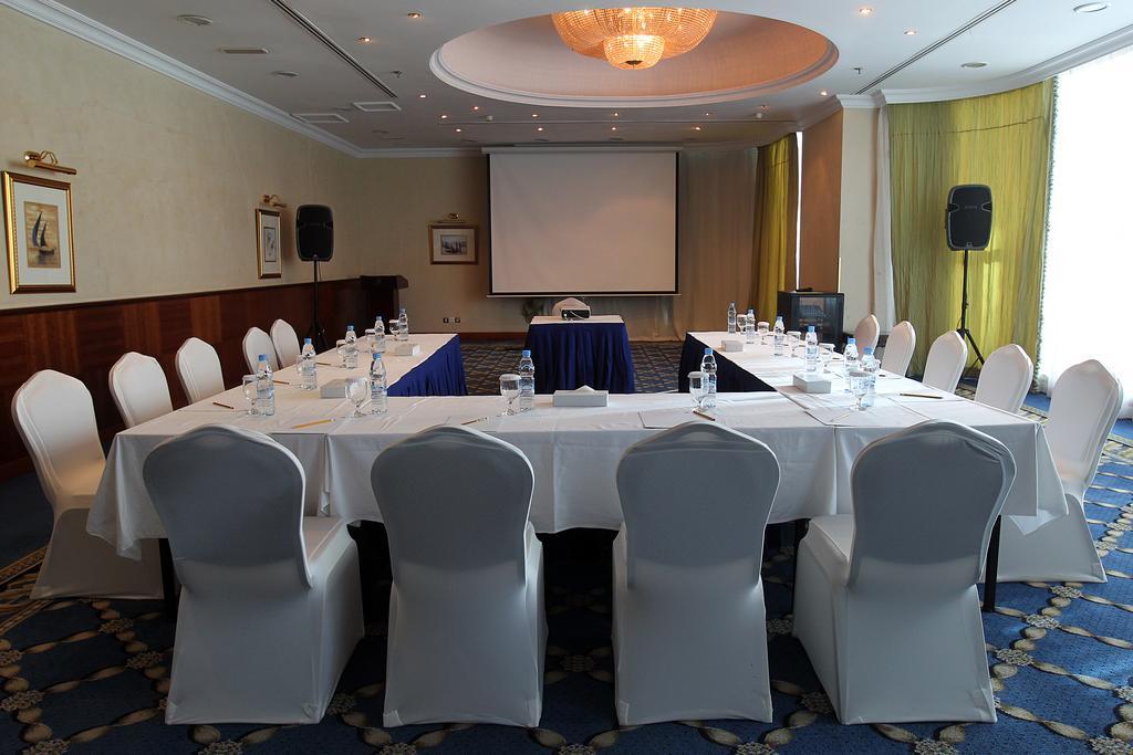 Grand Excelsior Hotel Sharjah Exterior photo