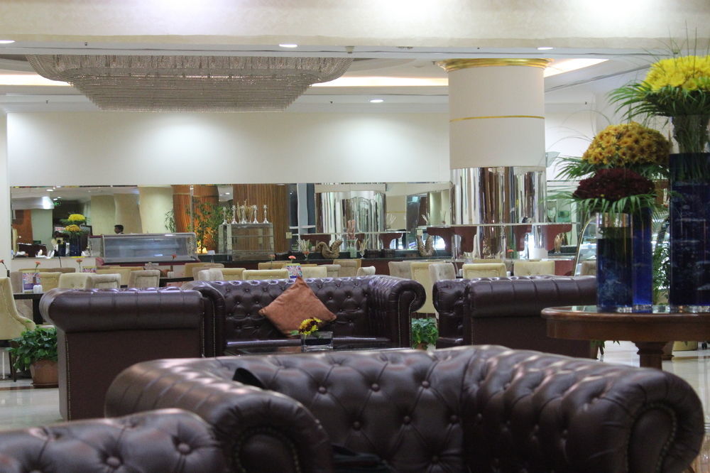 Grand Excelsior Hotel Sharjah Exterior photo
